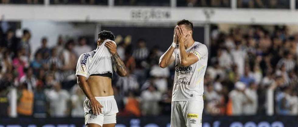 Santos de Pelé desciende por primera vez en 115 años