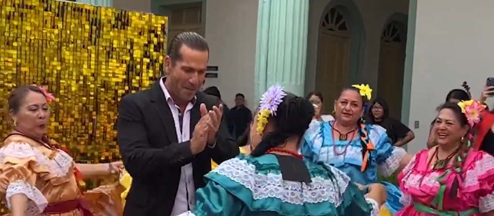 El Titi regresa a El Salvador y estará este viernes en Santa Tecla
