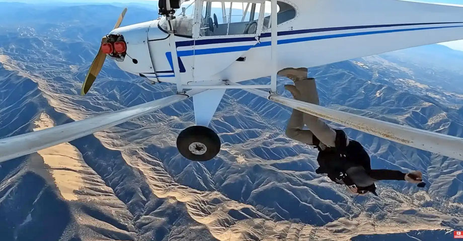 YouTuber que se lanzó de una avioneta y dejó que se estrellara es condenado a prisión