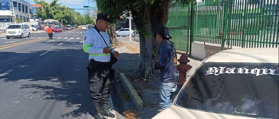 Continúan multas a conductores que infringen las leyes de tránsito