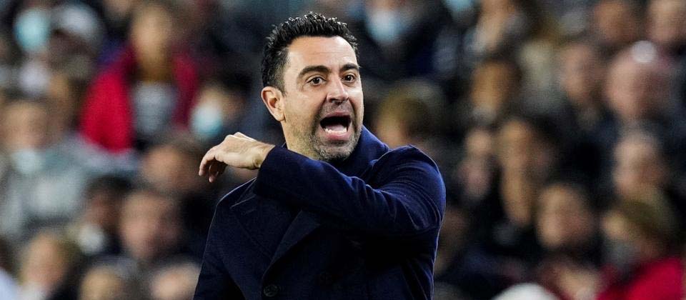 Xavi afirma que no dejará de ser el técnico del Barcelona