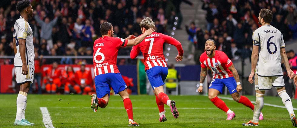 El Atlético elimina al Madrid en uno de los partidos más intensos de la temporada