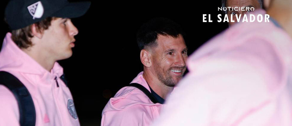 FOTOS: Así fue la llegada de Messi a El Salvador