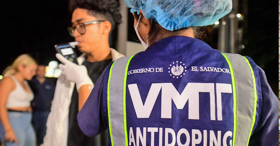 Casi 30 conductores peligrosos han sido capturados en los primeros días de año según VMT