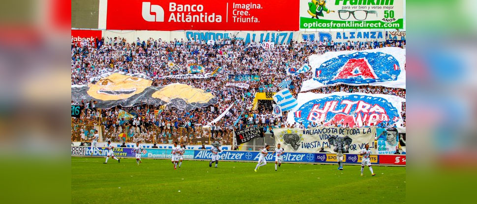 Alianza logra que la FESFUT le retire el castigo y pronto jugará con público