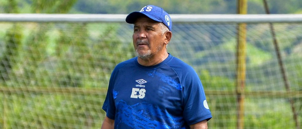 Efraín Burgos estalla contra Diogo Gama tras ser separado de su cargo en selecciones nacionales