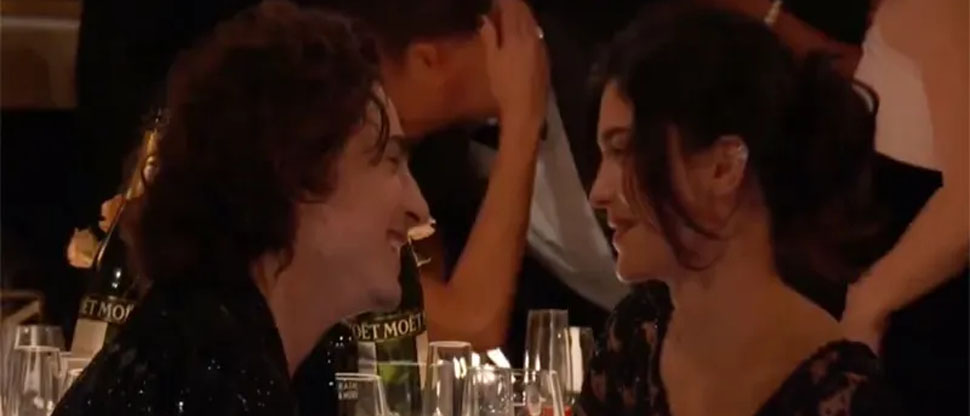 Viralizan el tierno beso de Kylie Jenner, ex de Bad Bunny, con el actor Timothée Chalamet