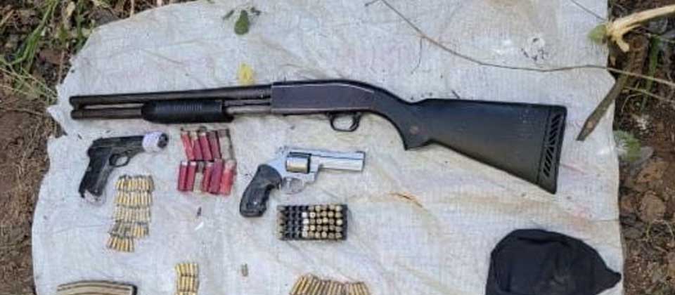 Tras denuncia ciudadana, soldados ubican armamento en Guazapa