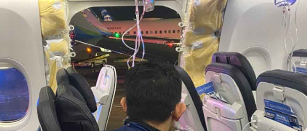 Avión pierde una ventana en pleno vuelo