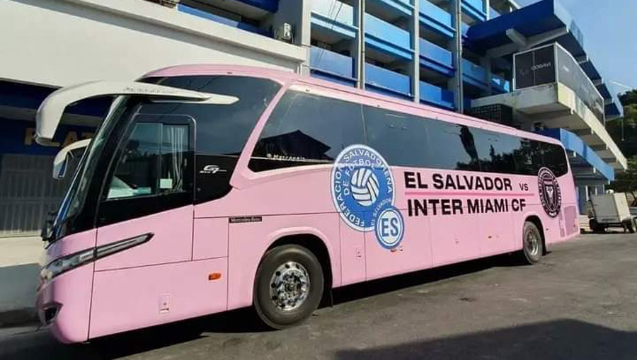 En este bus se trasladará el Inter Miami durante su visita a El Salvador
