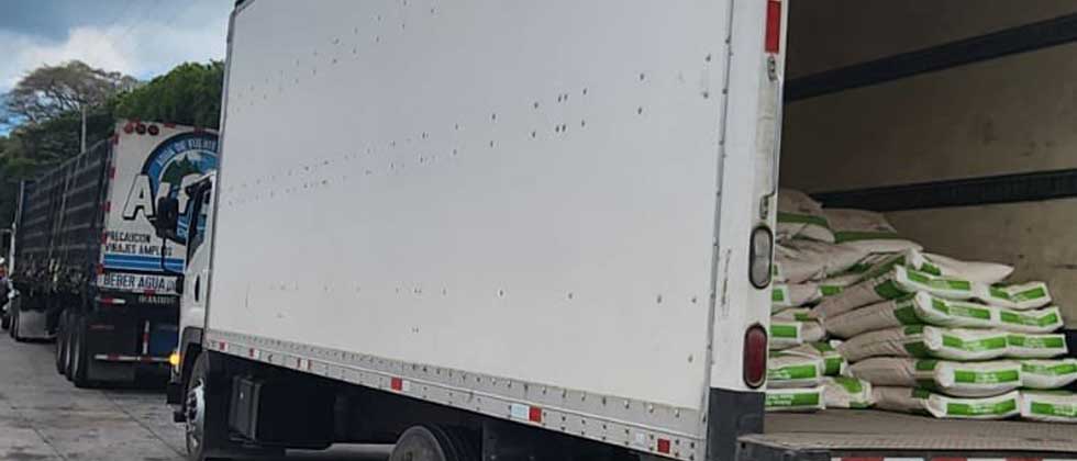 Doble sanción a conductor de camión por circular sin licencia ni dispositivos de seguridad