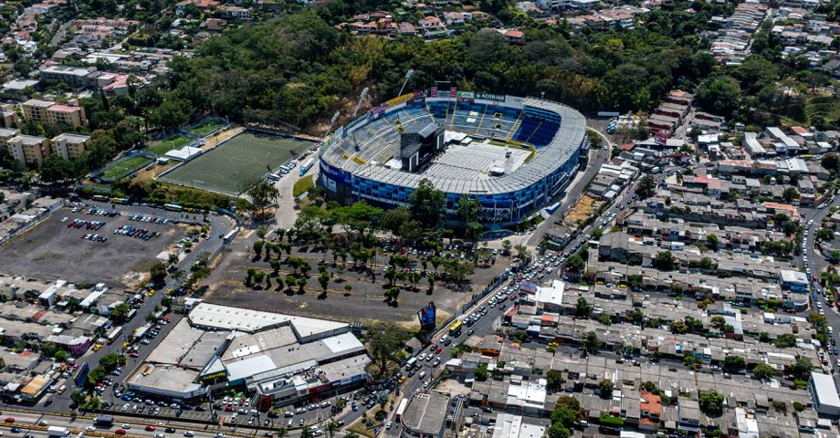 VMT ejecuta plan vehicular en zona del Estadio Cuscatlán donde se presentará Luis Miguel