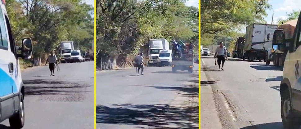 Denuncian a sujeto que amenaza con corvos a conductores en carretera Panamericana