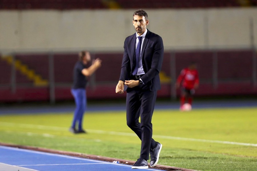 El español David Dóniga es el nuevo técnico de La Selecta