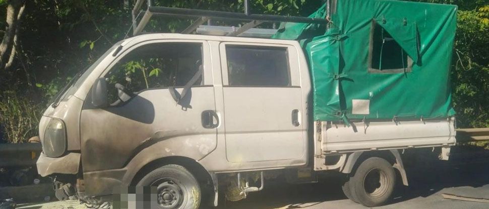 Motociclista fallece tras chocar contra vehículo en calle a Huizúcar, La Libertad