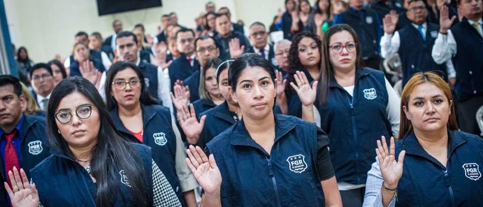 Juramentan a más de 2,700 delegados electorales