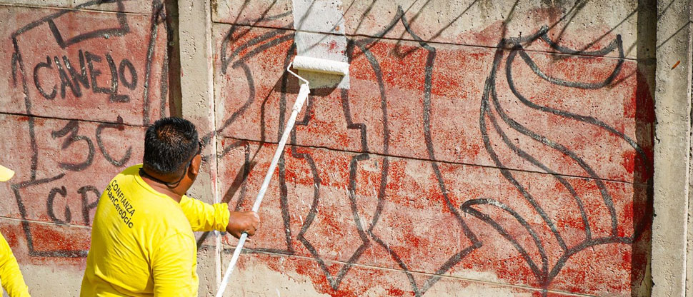 Privados de libertad eliminan vestigios de pandillas en una colonia de Ciudad Delgado
