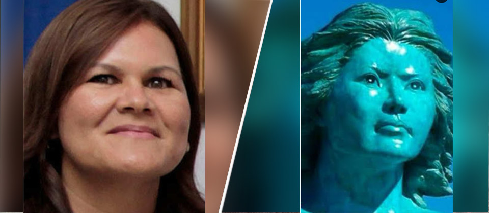 Viralizan imagen de hija del prófugo Cerén con monumento a la «reconciliación»