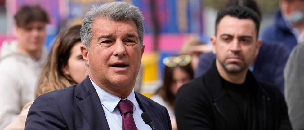Laporta asegura que el VAR en España “está secuestrado” por el Real Madrid