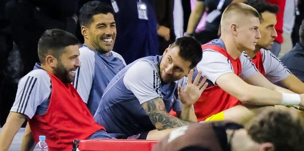 Salvadoreño le declara su amor a Messi: Esta fue la reacción del astro argentino (VIDEO)