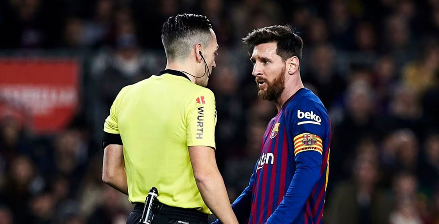Los pagos del Barcelona a Negreira «buscaban algún beneficio deportivo», dice árbitro de LaLiga