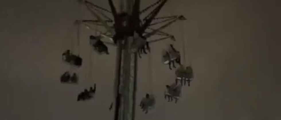 Ecuador: Al menos 10 personas quedan atrapadas en juego mecánico tras apagón