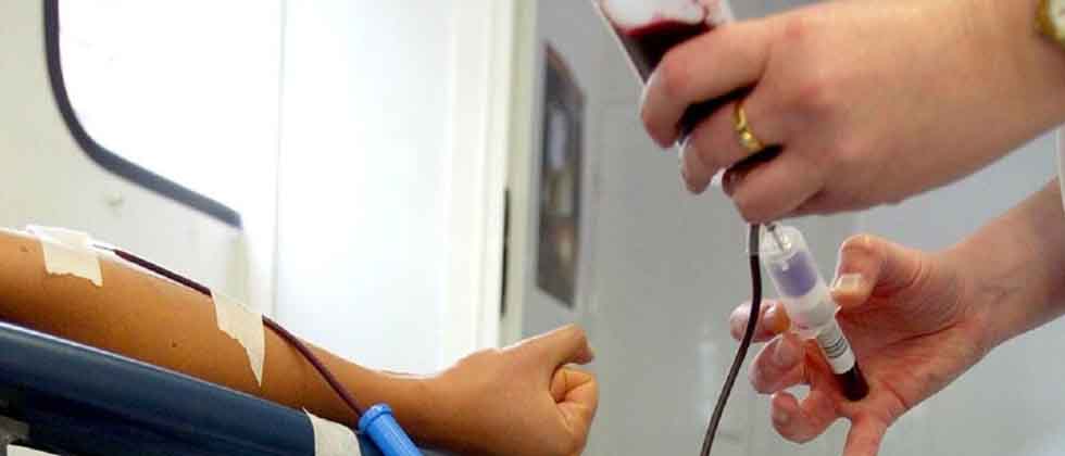 Testigo de Jehová pone demanda por haber recibido una transfusión de sangre con la que le salvaron la vida