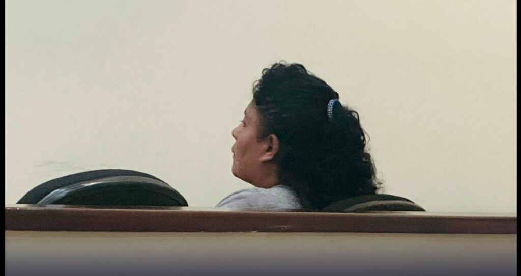 Tras problema vecinal, mujeres concilian ante juzgado de Soyapango