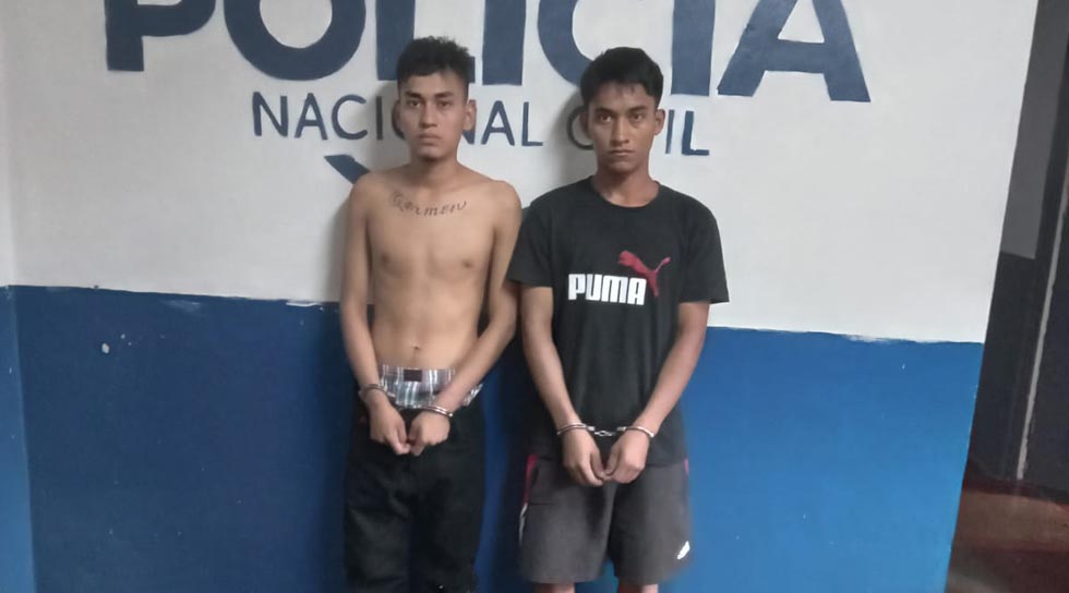 Capturan a pandilleros que transportaban dos fusiles en La Libertad