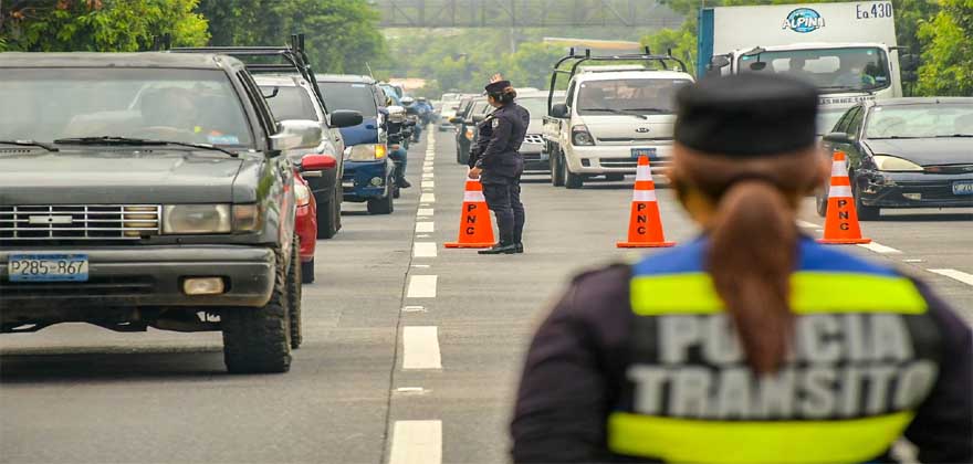 Condenan a sujeto tras hallarle droga valorada en $170 en un control vehicular