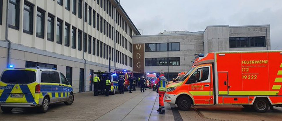 Ataque con cuchillo deja 4 heridos en escuela secundaria de Alemania