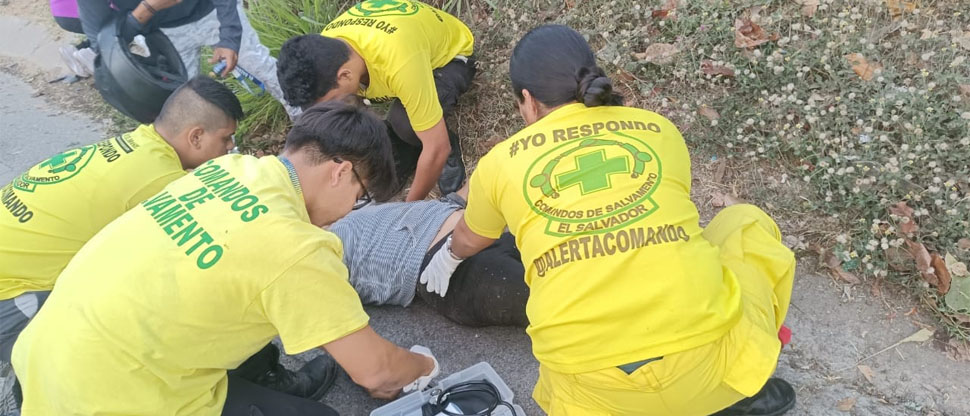 Señora fallece tras ser atropellada por motociclista que manejaba bolo y en sentido contrario