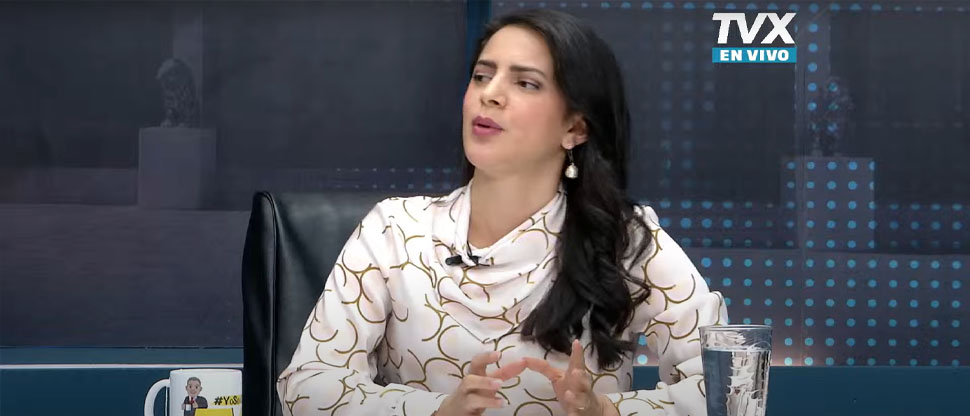 Claudia Ortiz dice que la democracia de ARENA y el FMLN “no le daba resultados a la gente”