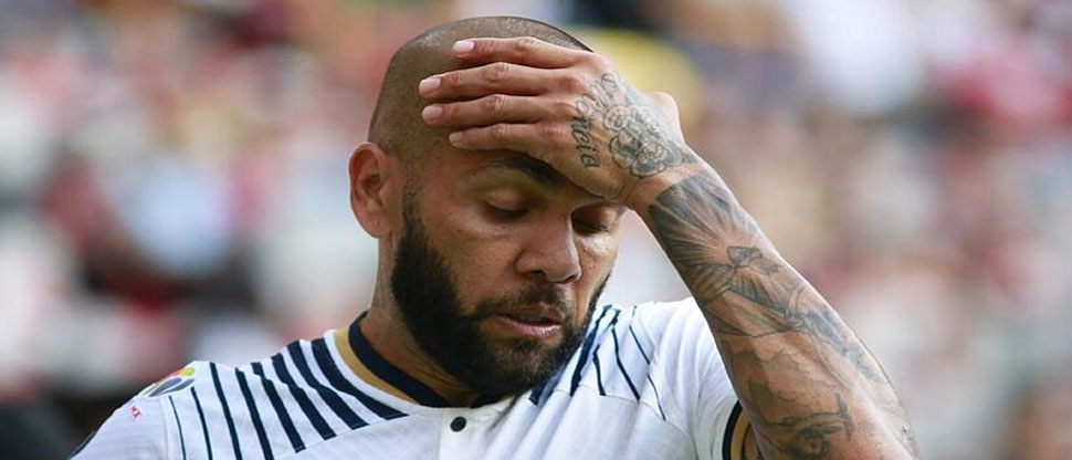 Inicia juicio contra Dani Alves por el supuesto abuso de una mujer en Barcelona