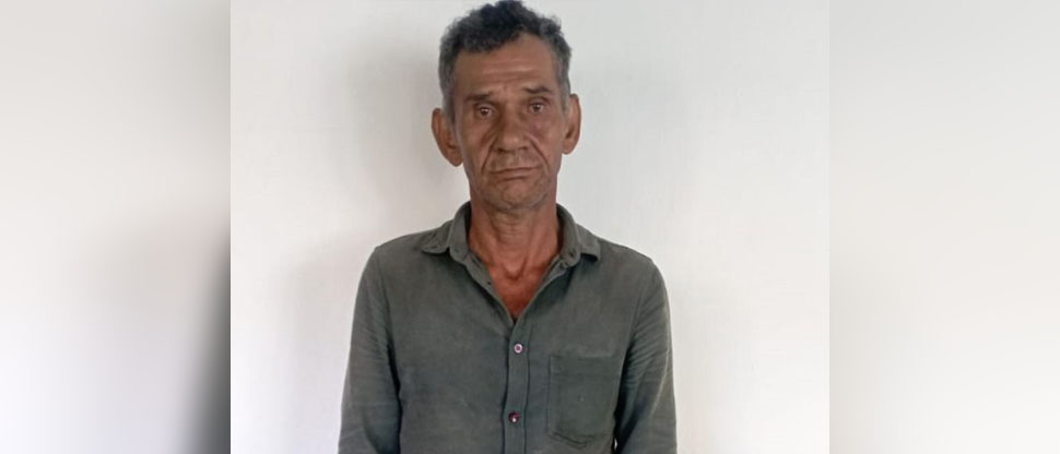 Ponen tras las rejas a señor que golpeó en la cabeza a su pareja con un palo 