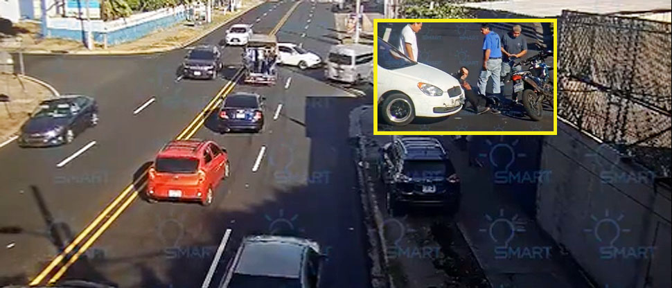 Conductor irrespeta doble línea amarilla continua y ocasiona accidente en Santa Tecla