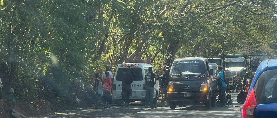 Motociclista resulta lesionado en triple choque en el desvío a Moncagua, San Miguel