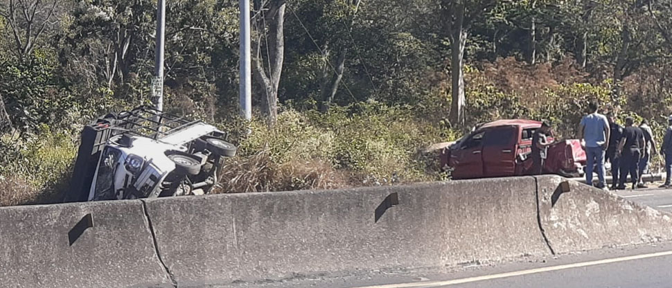 Reportan fuerte accidente en carretera a Sonsonate