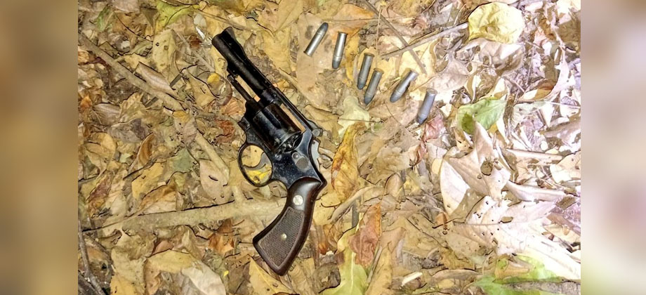 Localizan arma de fuego abandonada en zona rural de Ilobasco