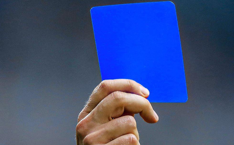 Revolución en el fútbol mundial: ¡Llega la tarjeta azul!