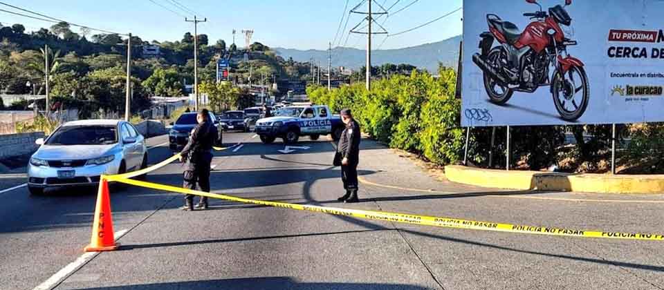 PNC busca a conductor que atropelló a un peatón y le quitó la vida