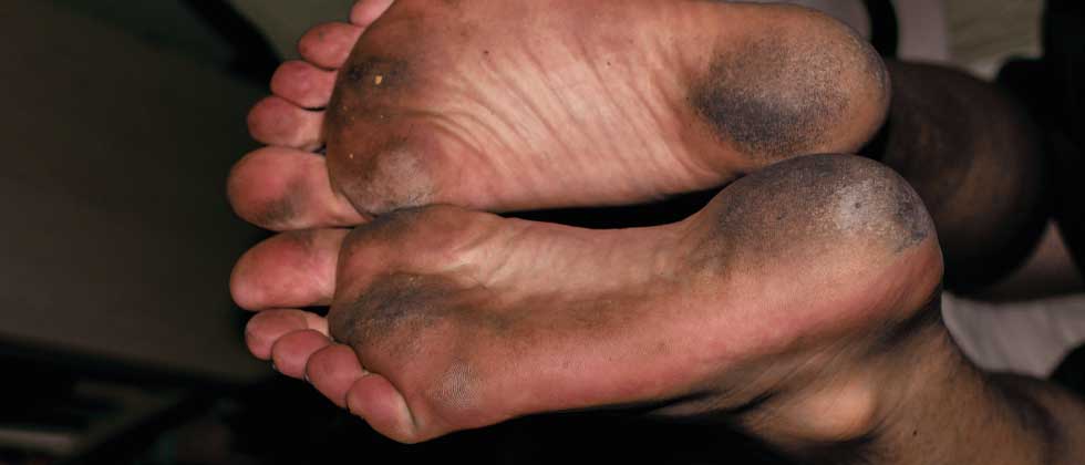 Mujer pide el divorcio a su marido porque no se bañaba 