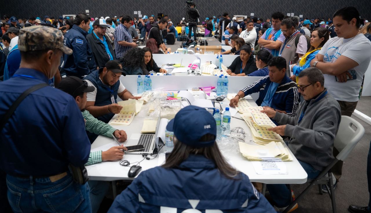 Se completó el escrutinio final de las elecciones legislativas en 8 departamentos