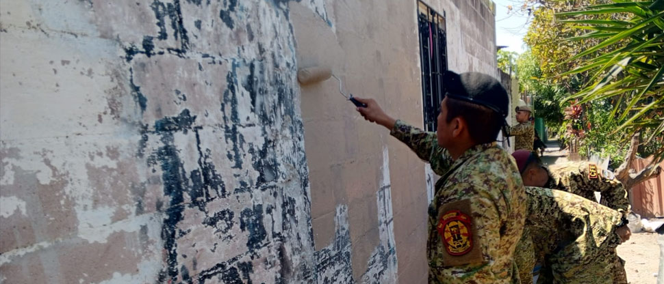Militares atienden denuncia ciudadana y eliminan vestigios de pandillas en Tonacatepeque