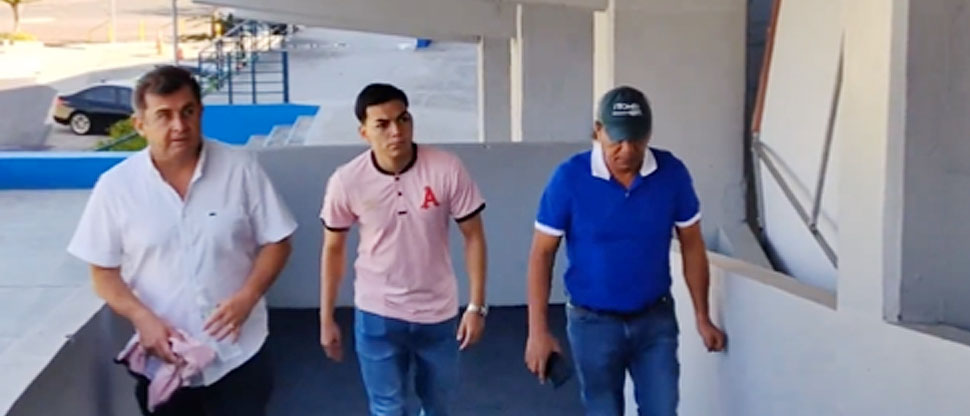 Alianza presenta oficialmente al “Machito” Menjívar