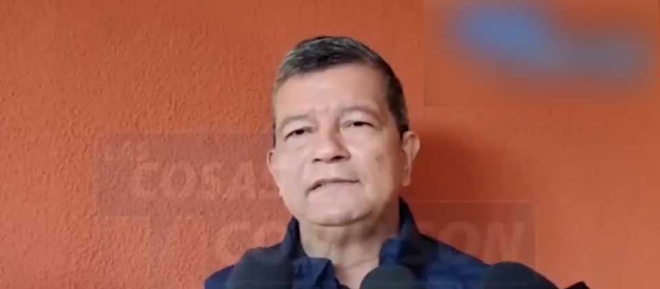 Chino Flores afirma que al FMLN le han robado los votos