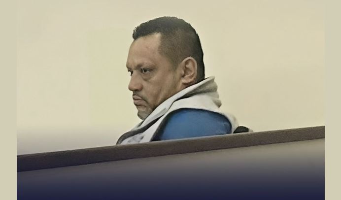 Padre que debe cuotas alimenticias para su hija de 2022 y 2023 se compromete a pagar