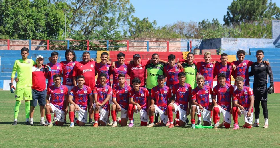 Plantel de FAS decide no entrenar por falta de pago
