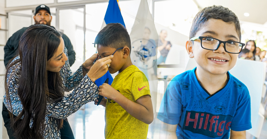 Programa Ventanitas de Luz beneficia a cientos de niños con la entrega de lentes graduados