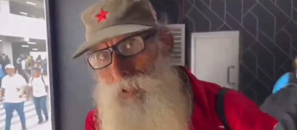 Militante del FMLN: “No estamos derrotados, el que está derrotado es el pueblo”